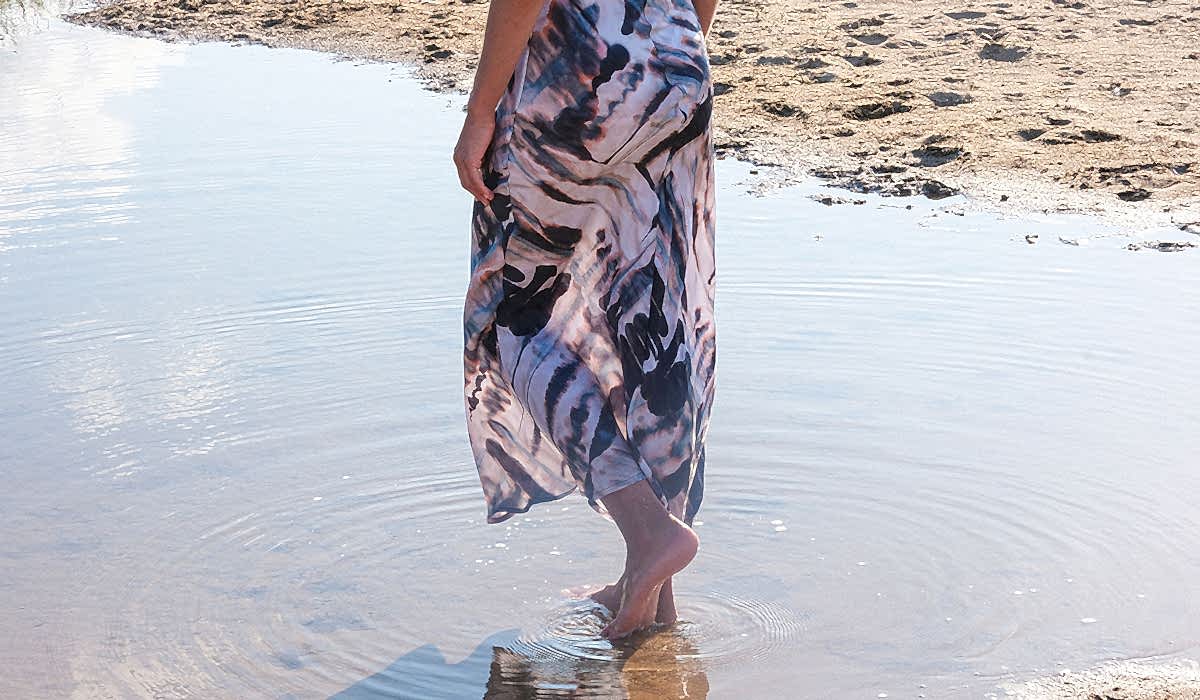 Light Woven Garments